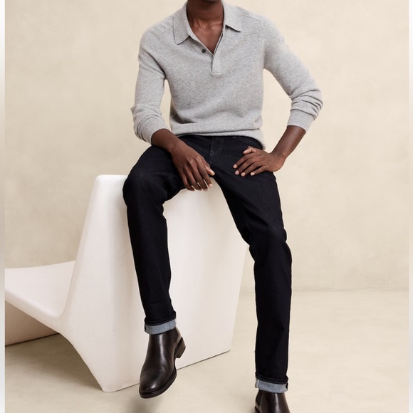 Banana Republic Skinny Traveler Jean 2.0 - Picture 2 of 8